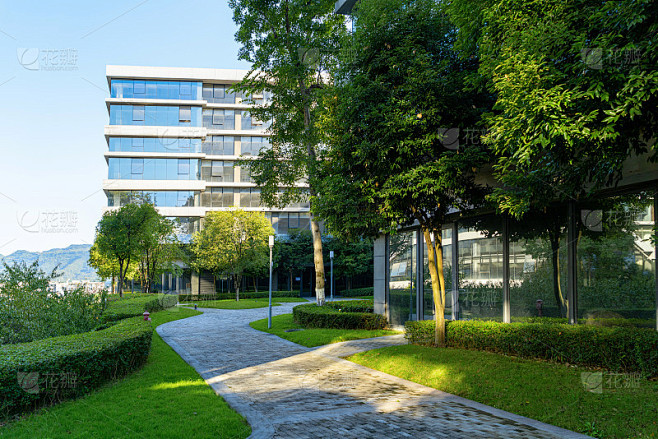 重庆市科技园办公建筑的绿色环境