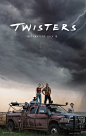 Mega Sized Movie Poster Image for Twisters (#2 of 3)