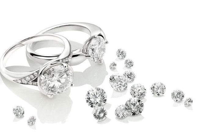 BVLGARI BRIDAL CONFI...