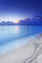 Sunrise-from-Placencia-Belize-Central-America