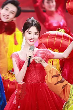 #总台2022元宵晚会#灯笼高挂迎佳节，赏花赏月闹元宵！ ​​​​