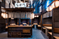 西班牙loft和日式风结合的Hikari Yakitori餐吧设计