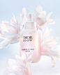 Photo by Dior Beauty Official on February 21, 2024. May be an image of one or more people, makeup, fragrance, hair product, perfume, cosmetics, lotion and text that says 'DIOR SNOW ESSENCEOFLIGHT ESSENCE OF LIGHT SERUM'.