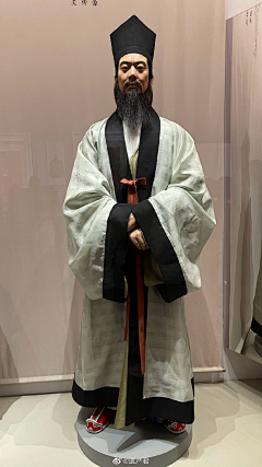 鲤鲤采集到汉服.男