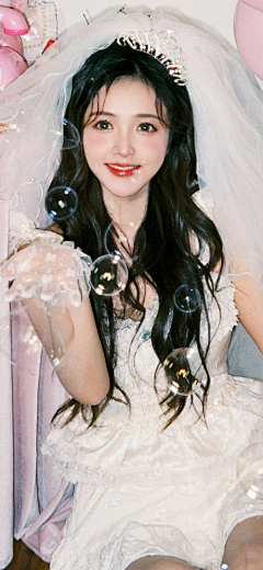 Emily与Joker采集到美人儿