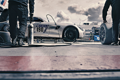 节奏_不紧不慢采集到Car_Racing