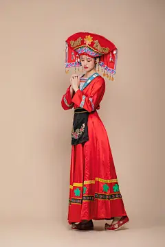 民族舞三月三上巳节壮族少数民族人物摄影图