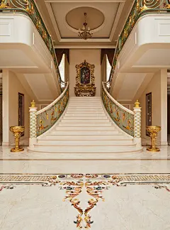 洛可可风格，宫殿式别墅体现了君主制富裕的洛可可风格