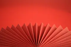 一把扇子中国风扇子喜庆扇子红扇子背景素材彩色扇子图片背景下载图片818A9615 – 饿狐背景网站-微距高清设计素材免费图片下载海报壁纸摄影背景素材，背景图，背景墙，背景板，背景图片，背景纹理，背景板设计，背景材质，背景大图