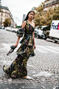 #FD Lookbook# Johanna Ortiz Spring 2018 春季系列清新浪漫的碎花圖案連衣長裙。 ​​​​