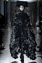 Gareth Pugh2013秋冬高级成衣发布秀_2013巴黎时装周图片404717_T台展示_VOGUE时尚网