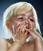 mimiphone:加拿大女摄影师的惊世之作：看孩子的哭泣 #哭泣##流泪##素材#