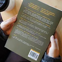 《乡下人的悲歌 2025修订版（80后成为美国副总统，新增后记，赠万斯成长轨迹海报）》(J.D. 万斯 著 刘晓同 庄逸抒 译)【简介_书评_在线阅读】 - 当当图书