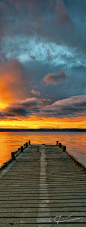 ~~很快〜金色的夕阳，在罗托鲁瓦湖码头， 新西兰 ~~