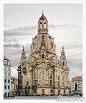 德国摄影师Markus Brunetti拍摄的一系列欧洲各大具有历史意义的教堂和修道院的外部细节结构。该系列照片使欣赏者可以清楚地比较不同国家、不同时代以及不同风格的宗教建筑类型。