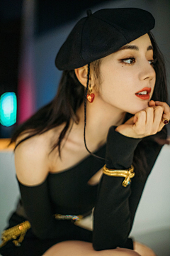 耶椰业吔采集到女