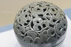 998 越窑青瓷香炉 浙江黄岩灵石寺塔天宫出土 黄岩市博物馆藏
998/Celadon Censer,Yue Ware/Unearthed from Lingshi Temple Pagoda Huangyan,Zhejiang China/Huangyan Musuem