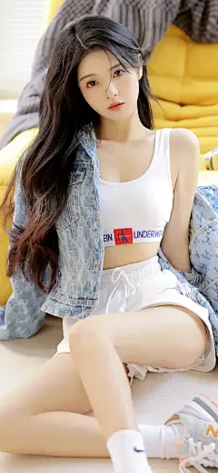 有哪些真人美女壁纸又纯又欲的？ - 知乎