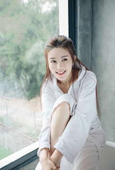 王晓晨 王晶晶 王子文 王丽坤 文彩元 文咏珊 衛藤美彩 邬育錡 花瓣网 陪你做生活的设计师 武田玲奈