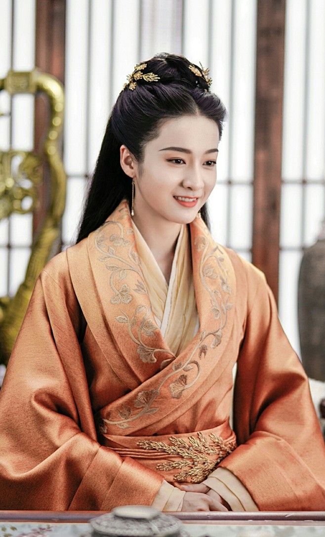 白发王妃