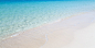 「透明度の高い宮古島の前浜ビーチの海透明度の高い宮古島の前浜ビーチの海」のフリー写真素材を拡大