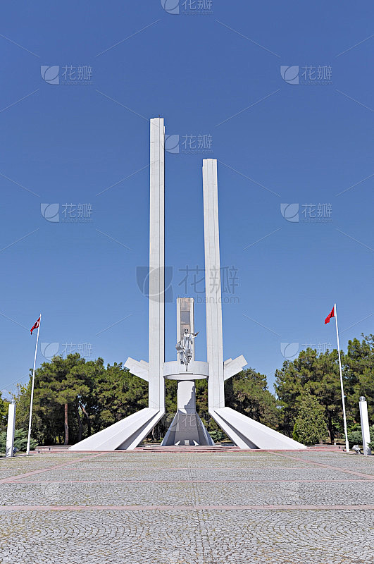 洛桑和平纪念碑