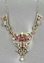 Necklace cca 1900: 