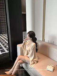 CCZEE 慵懒天花板 针织披肩上衣女夏季气质吊带显瘦连衣裙子套装-淘宝网
