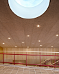 帕里什中心改造 / Lussi + Partner AG - 室内图, 灯