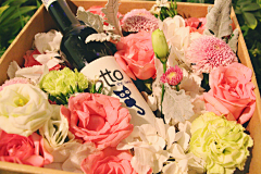 __望舒采集到红酒花艺
