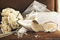 用白玫瑰和戒指的花束婚礼鞋 - Originoo锐景创意 图片详情