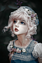 In Wonderland.<br/>Model：#supiadoll#  - #Juah# <br/>Outfit：瑜瑜酱     小裙子即将贩售不要错过！<br/>Face-up：这是一只天霸...展开全文c