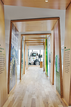 南山YAOYAO采集到展厅空间