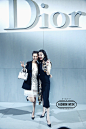 水原希子与倪妮现身2017春夏巴黎时装周迪奥 (Dior) 秀场