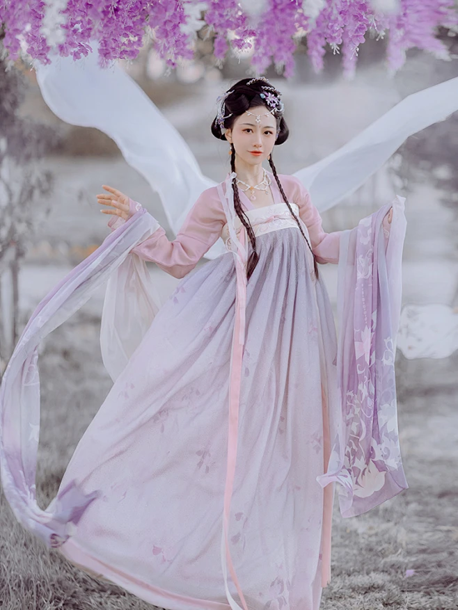 七月夕 鸢尾齐胸襦裙汉服女对襟襦裙套装绣花春夏款-淘宝网-花瓣网