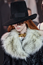 Gucci Fall 2020 Ready-to-Wear Fashion Show : The complete Gucci Fall 2020 Ready-to-Wear fashion show now on Vogue Runway.