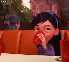 《超人总动员》？