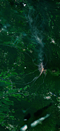 [2436×1125]地理 地貌 火山 卫星图 地质 绿色 苹果手机壁纸图片
