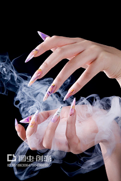 刺杀兔丁采集到美甲