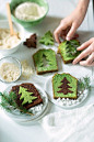 Recette de Noël : des cakes surprise chocolat - pistache pour Noël / Christam recipes - Marie Claire Idées: 