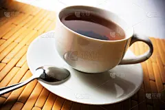 杯中杯白竹背景上茶