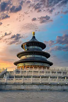 北京天坛！品味古典文化之美漫步在天坛的回廊和亭台之间，品味着 - 抖音