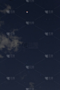 月亮和天空