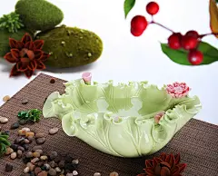 长城陶瓷

位置：一期3063
品类：陶瓷玻璃
风格：混搭/现代
品牌简介
广东文化长城集团股份有限公司位于素有 “中国瓷都”之称的历史文化名城——广东潮州。公司成立于1996年， 2010年6月25日在深圳证券交易所创业板成功挂牌上市（股票简称：长城集团；股票代码：300089），成为国内首家在创业板上市的创意艺术陶瓷企业。
公司主要从事各式中高档创意工艺、日用陶瓷的研发、制造和销售。
公司四大主营业务板块分别为：
1、传统的日用工艺陶瓷出口贸易，也是长城的支柱业务板块；
2、以陶瓷酒瓶为主导的包装器皿