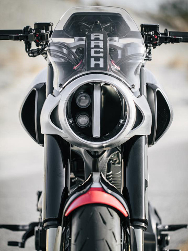 arch-motorcycle-01-1...