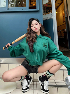 贝梓曦采集到女子图鉴