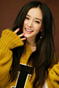 杨幂（1986年9月12日—），中国女演员、歌手、电视剧制片人。出生于北京。毕业于北京电影学院表演系2005级本科班。