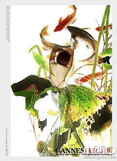 素胚勾勒出青花笔锋浓转淡，瓶身描绘的牡丹一如你初妆~~中国风 青花瓷创意婚纱照