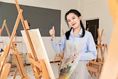 画室教室艺术绘画老师女性人物摄影图片