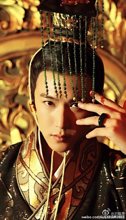 陆毅演皇帝就有皇帝的贵气演大侠举手投足都是侠义范